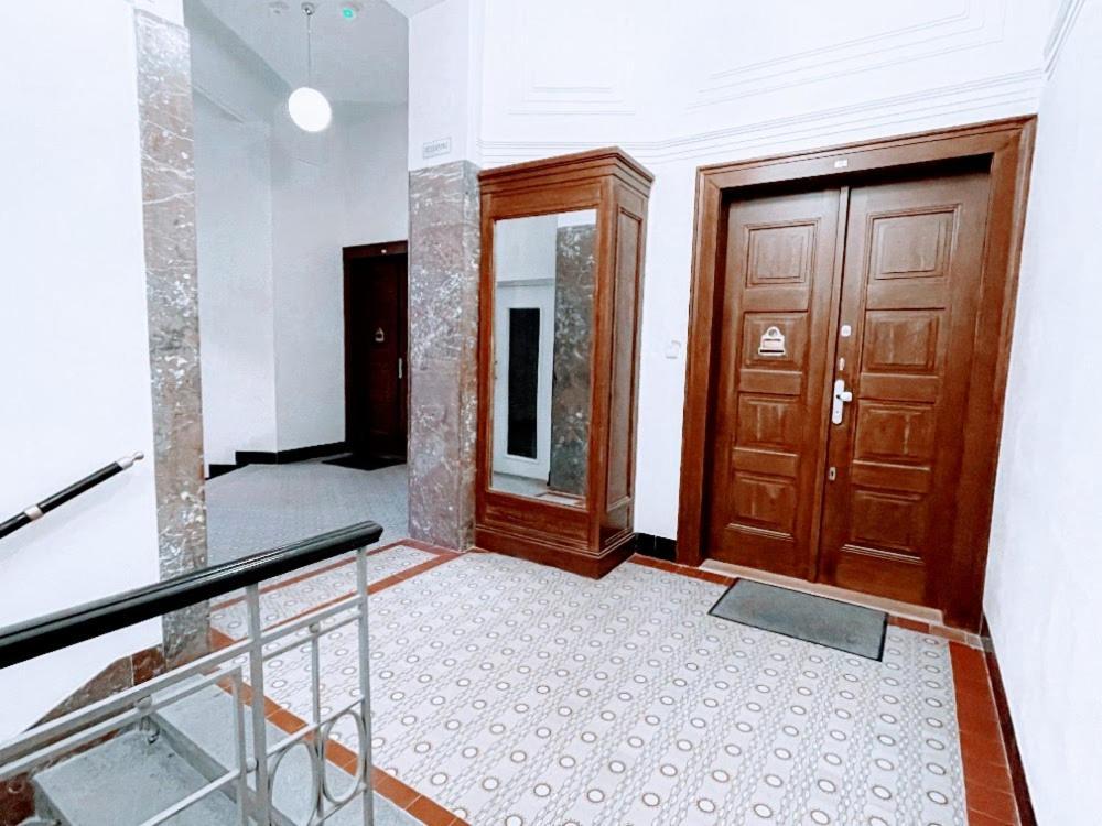 Black & White Flat For 2 / Peaceful / Jewish Quarter Appartamento *